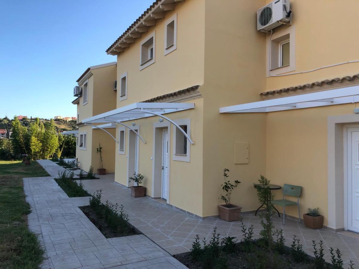 Appart hôtel Mythos Apts Rentit Agios Stefanos Avliotes (Corfu)